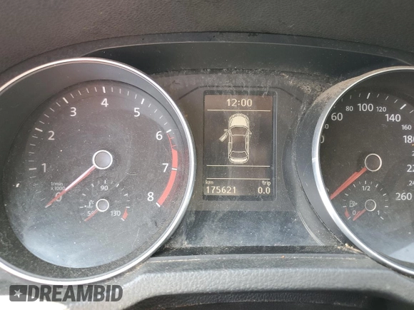 2018 Volkswagen Passat S z VIN 1VWAA7A32JC031105, wystawiony jako Copart lot #40646454 z przebiegiem 175 621 mil mil oraz Szkoda całkowita • Salvage title. Historia ofert i sprzedaży dostępna na DreamBid. Obrazek 9.