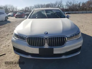 2016 BMW 7 Series 750i xDrive with VIN WBA7F2C56GG416570, listed as a Copart auction lot 41170543 with 72,070 mi miles. Bid and sale history available at carsss.com. Image 5.