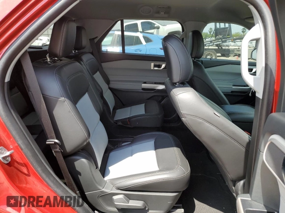 2024 Ford Explorer XLT с VIN 1FMSK7DH3RGA54503, выставлен на аукционе Copart как лот 53033795 с пробегом 15 283 миль миль и Списание • Salvage title. История ставок и продаж доступна на DreamBid. Изображение 11.