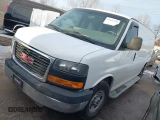 2016 GMC Savana Cargo Van with VIN 1GTW7AFF0G1903017, listed as a IAAI auction lot 41431579 with 232,985 mi miles. Bid and sale history available at carsss.com. Image 2.