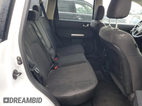 2011 Mitsubishi Endeavor LS z VIN 4A4JN2AS0BE012987, wystawiony jako Copart lot #43513375 z przebiegiem 181 386 mil mil oraz Szkoda całkowita • Salvage title. Historia ofert i sprzedaży dostępna na DreamBid. Obrazek 10.