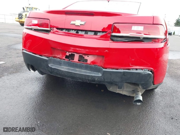 2015 Chevrolet Camaro LS with VIN 2G1FA1E34F9239543, listed as a IAAI auction lot 41517008 with 142784 miles. Bid and sale history available at carsss.com. Image 6.