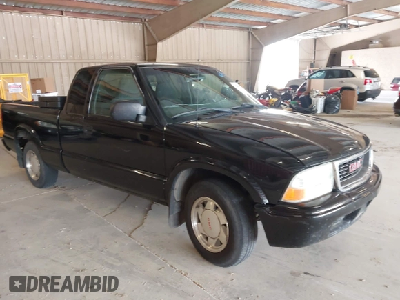 2002 GMC Sonoma SL Fleet z VIN 1GTCS19W828197766, wystawiony jako IAAI lot #42226732 z przebiegiem 238 945 mil mil oraz . Historia ofert i sprzedaży dostępna na DreamBid. Obrazek 1.