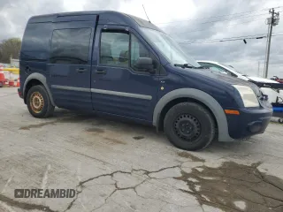 2010 Ford Transit Connect XLT z VIN NM0KS9BN4AT033533, wystawiony jako Copart lot #51711975 z przebiegiem 102 959 mil mil oraz Czysty tytuł • Clean title. Historia ofert i sprzedaży dostępna na DreamBid. Obrazek 4.