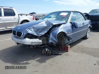 2001 BMW 3 Series 325Ci with VIN WBABS33481JY57209, listed as a IAAI auction lot 41895588 with 1 mi miles. Bid and sale history available at carsss.com. Image 2.