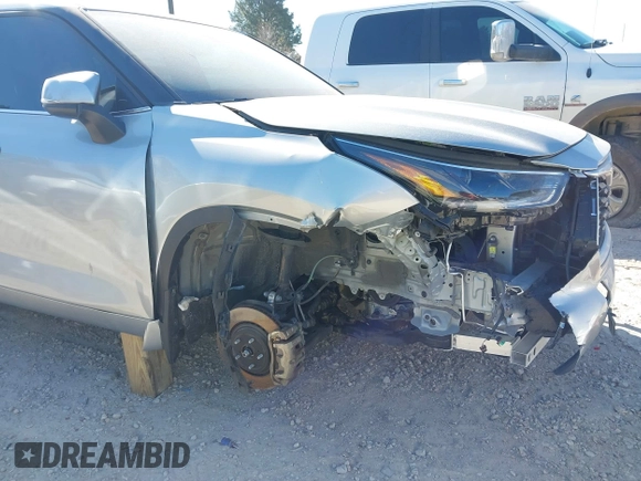 2021 Toyota Highlander L with VIN 5TDZZRAH9MS533683, listed as a IAAI auction lot 41788553 with 31,564 mi miles and . Bid and sale history available at DreamBid. Image 6.