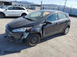 2015 Ford Fiesta S z VIN 3FADP4TJ3FM203565, wystawiony jako Copart lot #44848885 z przebiegiem 122 248 mil mil oraz Szkoda całkowita • Salvage title. Historia ofert i sprzedaży dostępna na DreamBid. Obrazek 1.