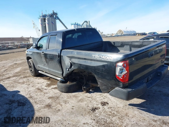 2016 Toyota Tundra 4WD Truck SR with VIN 5TFUM5F16GX064418, listed as a IAAI auction lot 41504912 with 215,241 mi miles. Bid and sale history available at carsss.com. Image 13.