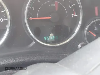2013 Jeep Wrangler Unlimited Sport z VIN 1C4BJWDG7DL522421, wystawiony jako IAAI lot #41492425 z przebiegiem 55 921 mil mil oraz . Historia ofert i sprzedaży dostępna na DreamBid. Obrazek 7.