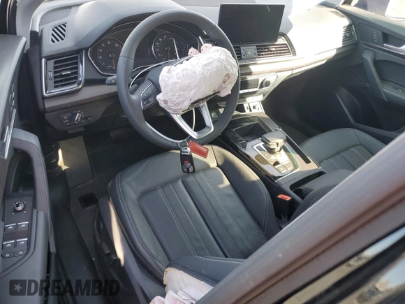 2023 Audi Q5 Premium with VIN WA1ABAFY4P2086178, listed as a Copart auction lot 43965375 with 21,883 mi miles and Salvage title. Bid and sale history available at DreamBid. Image 8.
