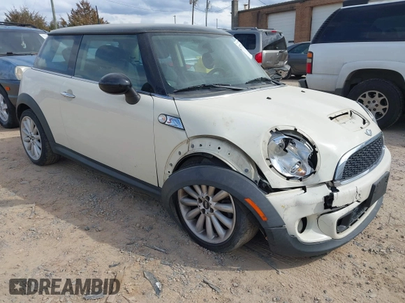 2011 MINI Hardtop S with VIN WMWSV3C5XBTY14030, listed as a IAAI auction lot 41712084 with 132,126 mi miles and . Bid and sale history available at DreamBid. Image 1.