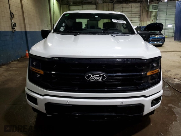 2024 Ford F-150 XLT with VIN 1FTFW3LD1RFB77689, listed as a Copart auction lot 47594205 with 2,800 mi miles and Non Repairable. Bid and sale history available at carsss.com. Image 5.