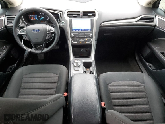 2019 Ford Fusion SE with VIN 3FA6P0LUXKR207945, listed as a Copart auction lot 48043383 with 137,807 mi miles and . Bid and sale history available at DreamBid. Image 8.