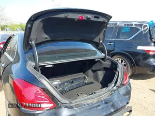 2016 Mercedes-Benz C 300 Luxury with VIN WDDWF4KB1GR150239, listed as a IAAI auction lot 42112415 with 227,620 mi miles and . Bid and sale history available at carsss.com. Image 6.