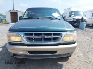 1997 Ford Explorer XLT z VIN 1FMDU35P3VZB23593, wystawiony jako IAAI lot #42809252 z przebiegiem 158 651 mil mil oraz . Historia ofert i sprzedaży dostępna na DreamBid. Obrazek 6.