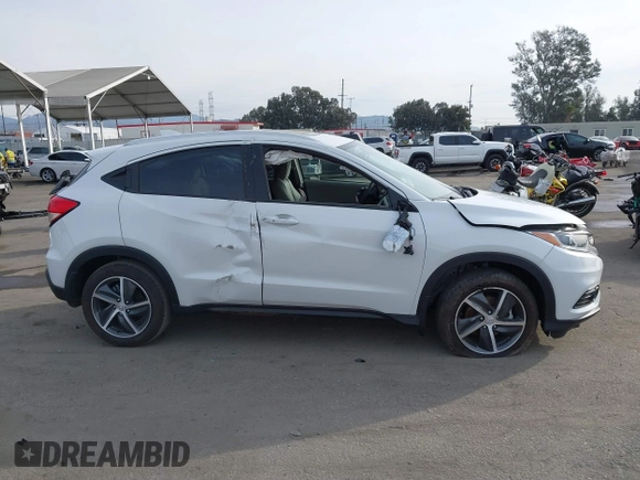 2021 Honda HR-V EX-L with VIN 3CZRU5H79MM713342, listed as a IAAI auction lot 41074908 with 8,361 mi miles. Bid and sale history available at carsss.com. Image 13.