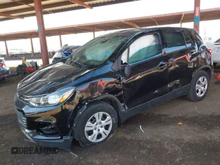 2018 Chevrolet Trax LS with VIN 3GNCJKSB0JL334237, listed as a IAAI auction lot 41992791 with 121,521 mi miles. Bid and sale history available at carsss.com. Image 2.
