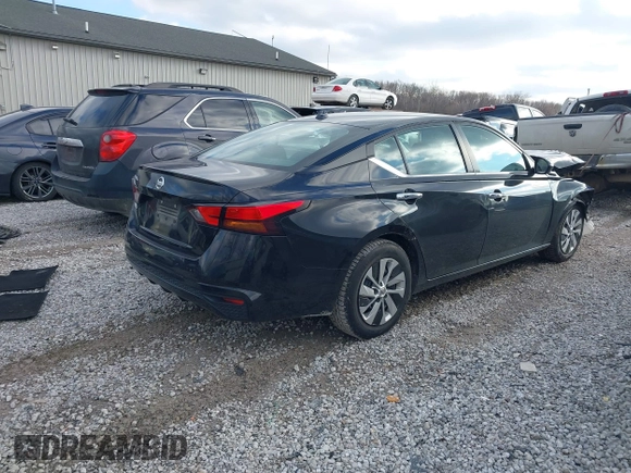 2020 Nissan Altima 2.5 S with VIN 1N4BL4BV2LN319199, listed as a IAAI auction lot 41228586 with 73,510 mi miles. Bid and sale history available at carsss.com. Image 4.