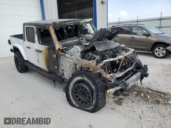 2022 Jeep Gladiator Overland with VIN 1C6HJTFG9NL163099, listed as a Copart auction lot 63332483 with Not provided miles and Non repairable. Bid and sale history available at DreamBid. Image 4.