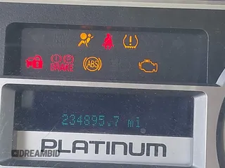 2009 Ford F-150 XL с VIN 1FTPW12V09FA67249, выставлен на аукционе IAAI как лот 42207010 с пробегом 234 895 миль миль и . История ставок и продаж доступна на DreamBid. Изображение 16.