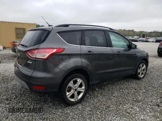 2016 Ford Escape SE with VIN 1FMCU0GX8GUA95524, listed as a Copart auction lot 50462865 with 105,944 mi miles and Salvage Title. Bid and sale history available at carsss.com. Image 3.