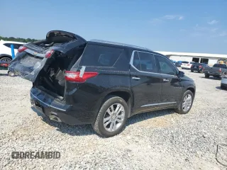 2018 Chevrolet Traverse High Country z VIN 1GNEVKKW6JJ110672, wystawiony jako Copart lot #61964945 z przebiegiem 86 983 mil mil oraz Szkoda całkowita • Salvage title. Historia ofert i sprzedaży dostępna na DreamBid. Obrazek 3.