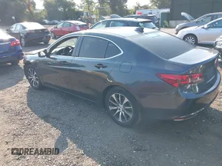 2015 Acura TLX with VIN 19UUB1F31FA023293, listed as a IAAI auction lot 40310652 with 117,350 mi miles. Bid and sale history available at carsss.com. Image 3.