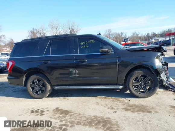 2021 Ford Expedition XLT with VIN 1FMJU1JT9MEA21621, listed as a IAAI auction lot 41458176 with 97,133 mi miles. Bid and sale history available at carsss.com. Image 13.