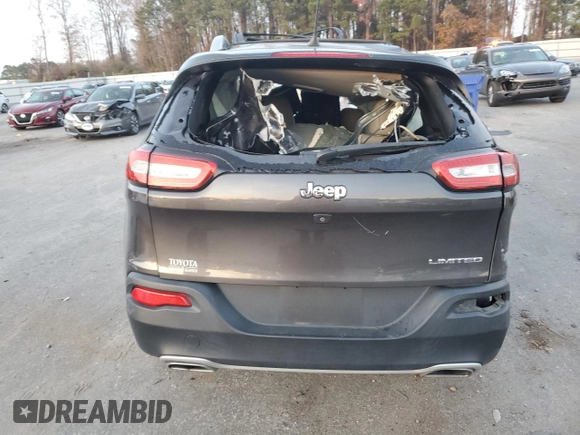 2017 Jeep Cherokee Limited z VIN 1C4PJLDS8HW643570, wystawiony jako Copart lot #85010674 z przebiegiem 78 184 mil mil oraz Szkoda całkowita • Salvage title. Historia ofert i sprzedaży dostępna na DreamBid. Obrazek 6.