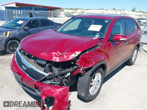 2015 Kia Sorento LX with VIN 5XYKT3A62FG592895, listed as a IAAI auction lot 41968561 with 99,761 mi miles. Bid and sale history available at carsss.com. Image 20.