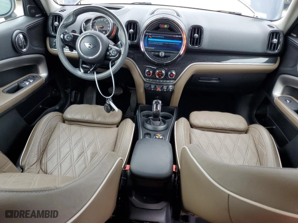 2020 MINI Countryman Cooper S with VIN WMZYW7C03L3L61778, listed as a Copart auction lot 63217674 with 19,458 mi miles and Salvage Title. Bid and sale history available at carsss.com. Image 8.
