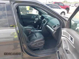 2015 Ford Explorer XLT with VIN 1FM5K7D8XFGB49343, listed as a IAAI auction lot 42159381 with 142,073 mi miles and . Bid and sale history available at carsss.com. Image 14.