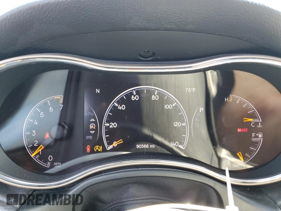 2016 Jeep Grand Cherokee Limited with VIN 1C4RJFBG5GC321767, listed as a Copart auction lot 61837945 with 90,566 mi miles and Salvage title. Bid and sale history available at DreamBid. Image 9.
