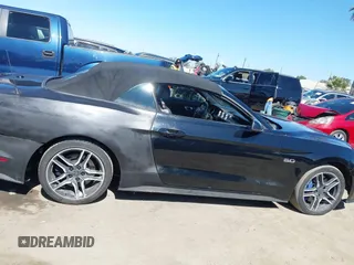 2019 Ford Mustang GT Premium z VIN 1FATP8FF5K5193437, wystawiony jako IAAI lot #42608815 z przebiegiem 67 115 mil mil oraz . Historia ofert i sprzedaży dostępna na DreamBid. Obrazek 13.