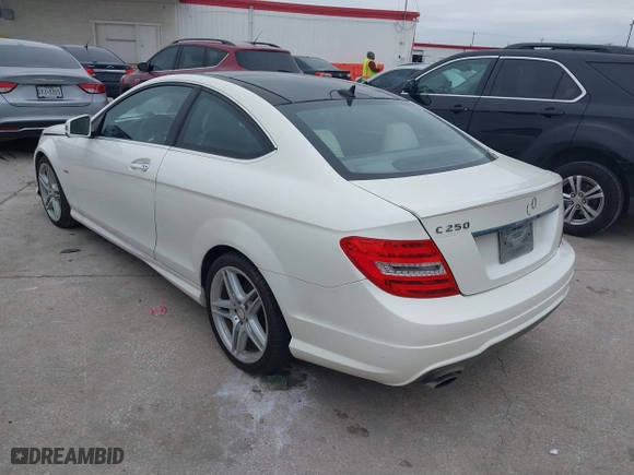 2012 Mercedes-Benz C-Class C 250 with VIN WDDGJ4HB4CF815964, listed as a IAAI auction lot 41593536 with 131,218 mi miles. Bid and sale history available at carsss.com. Image 3.