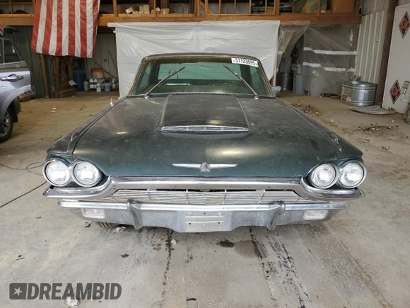 1965 Ford Thunderbird с VIN 5Y87Z145008, выставлен на аукционе Copart как лот 51123095 с пробегом 898 350 миль миль и Списание • Salvage title. История ставок и продаж доступна на DreamBid. Изображение 5.
