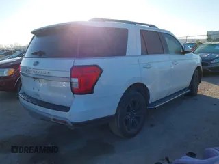 2022 Ford Expedition XLT with VIN 1FMJU1HT6NEA50257, listed as a IAAI auction lot 41147441 with 48,479 mi miles. Bid and sale history available at carsss.com. Image 4.