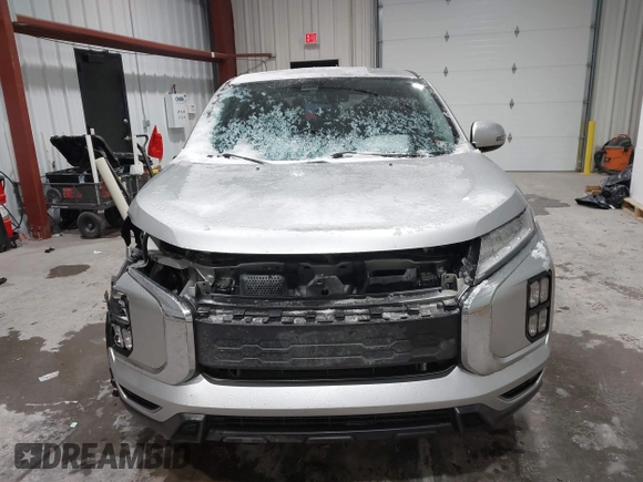 2020 Mitsubishi Outlander Sport ES 2.0 with VIN JA4AR3AU4LU009370, listed as a IAAI auction lot 41297132 with 102,178 mi miles. Bid and sale history available at carsss.com. Image 13.