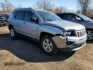 2017 Jeep Compass Sport with VIN 1C4NJCBAXHD189206, listed as a Copart auction lot 48877815 with 68,032 mi miles and Salvage Title. Bid and sale history available at carsss.com. Image 4.