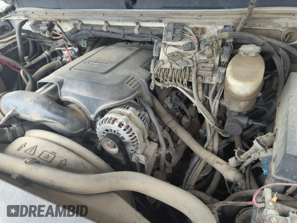 2009 Chevrolet Silverado 3500HD with VIN 1GBHK79K79E156633, listed as a IAAI auction lot 42610304 with Not provided miles and . Bid and sale history available at DreamBid. Image 24.