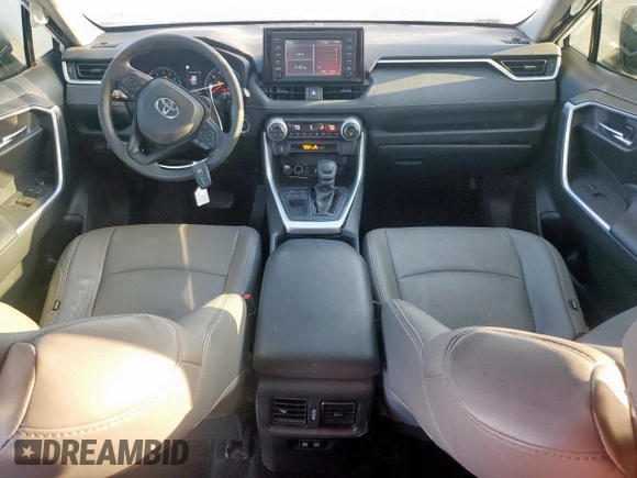 2019 Toyota RAV4 XLE with VIN JTMW1RFV6KD512405, listed as a Copart auction lot 53965385 with 92,066 mi miles and Salvage Title. Bid and sale history available at DreamBid. Image 8.