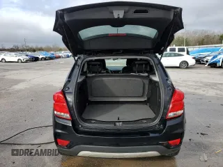 2020 Chevrolet Trax LT with VIN 3GNCJLSB0LL165183, listed as a Copart auction lot 44601285 with 93,915 mi miles and Salvage Title. Bid and sale history available at carsss.com. Image 6.