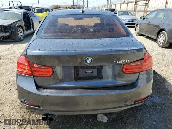 2013 BMW 3 Series 328i с VIN WBA3A5C53DF352746, выставлен на аукционе Copart как лот 59400105 с пробегом 210 767 миль миль и Чистый • Clean title. История ставок и продаж доступна на DreamBid. Изображение 6.