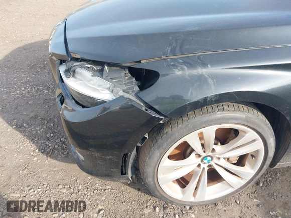 2010 BMW 5 Series 550i Gran Turismo with VIN WBASN4C59AC208450, listed as a IAAI auction lot 41648040 with Not provided miles and . Bid and sale history available at DreamBid. Image 6.