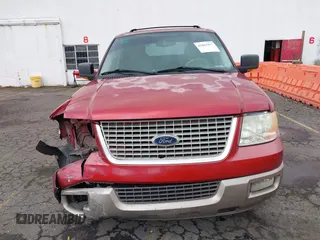 2004 Ford Expedition Eddie Bauer with VIN 1FMFU17LX4LB45101, listed as a IAAI auction lot 41861977 with 201,267 mi miles. Bid and sale history available at carsss.com. Image 12.