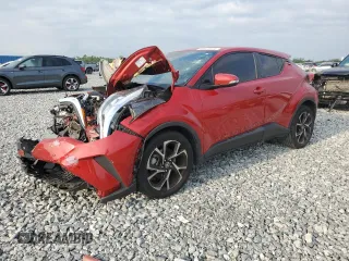 2021 Toyota C-HR LE z VIN JTNKHMBX4M1107485, wystawiony jako Copart lot #53475015 z przebiegiem Nie podano mil oraz Nie do naprawy • Non repairable. Historia ofert i sprzedaży dostępna na DreamBid. Obrazek 1.