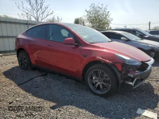 2025 Tesla Model Y Long Range z VIN 7SAYGDEE4SF260712, wystawiony jako Copart lot #54208975 z przebiegiem 1054 mil mil oraz Szkoda całkowita • Salvage title. Historia ofert i sprzedaży dostępna na DreamBid. Obrazek 4.
