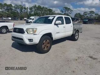 2014 Toyota Tacoma PreRunner with VIN 3TMJU4GN2EM169071, listed as a IAAI auction lot 41543601 with 304,594 mi miles. Bid and sale history available at carsss.com. Image 17.