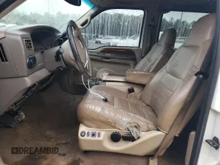 2002 Ford Excursion Limited z VIN 1FMNU42L02ED22146, wystawiony jako Copart lot #81279374 z przebiegiem 361 546 mil mil oraz Szkoda całkowita • Salvage title. Historia ofert i sprzedaży dostępna na DreamBid. Obrazek 7.