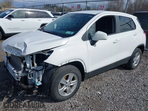 2020 Chevrolet Trax LS with VIN 3GNCJNSB2LL156965, listed as a IAAI auction lot 41966449 with 26,554 mi miles. Bid and sale history available at carsss.com. Image 2.